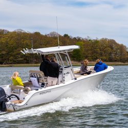 Freedom Boat Club - Photo credit: Dave Dostie Photography