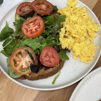 The Breeze Cafe - Avocado toast - Breakfast & Brunch Near Me - Newark, California The Breeze Cafe - Avocado toast - Breakfast & Brunch Near Me - Newark, California