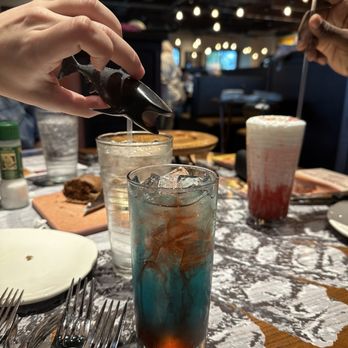 Outback Steakhouse - Aussie jawsie alcoholic drink and nonalcoholic strawberries & cream drink - Steakhouses Near Me - Boca Raton, Florida Outback Steakhouse - Aussie jawsie alcoholic drink and nonalcoholic strawberries & cream drink - Steakhouses Near Me - Boca Raton, Florida