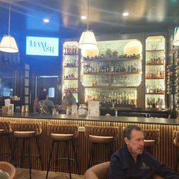 Great bar - lovely design. Great bar - lovely design.