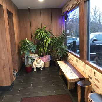 Ariake - Fairfax - Waiting area to be seated - Japanese Near Me - Fairfax, Virginia