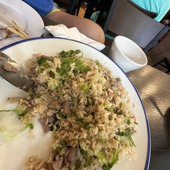 Yi Xin Cafe - Beef fried rice - Hong Kong Style Cafe Near Me - Honolulu, Hawaii Yi Xin Cafe - Beef fried rice - Hong Kong Style Cafe Near Me - Honolulu, Hawaii