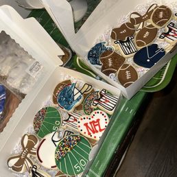 Super Bowl football cookies Super Bowl football cookies