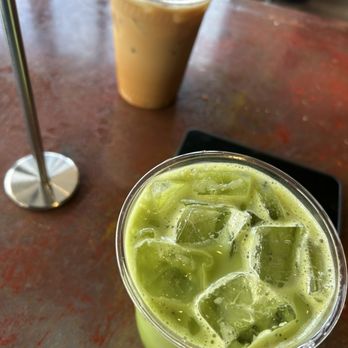 Craft Kafe - Hot Mom and a Green Dream - Coffee & Tea Near Me - Saint Petersburg, Florida Craft Kafe - Hot Mom and a Green Dream - Coffee & Tea Near Me - Saint Petersburg, Florida