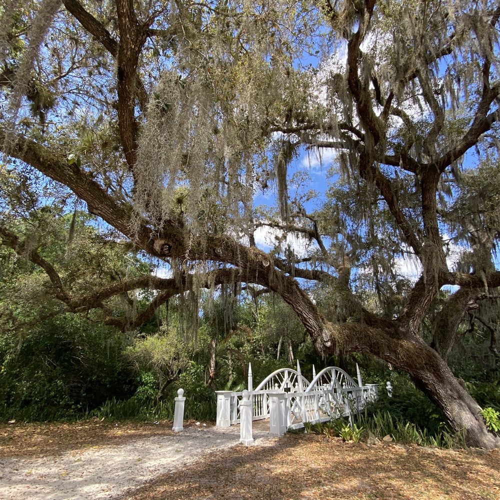 Koreshan State Park - Parks Near Me - Estero, Florida Koreshan State Park - Parks Near Me - Estero, Florida