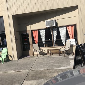 Sister's Cravings - Out front - Juice Bars & Smoothies Near Me - Kingsport, Tennessee Sister's Cravings - Out front - Juice Bars & Smoothies Near Me - Kingsport, Tennessee