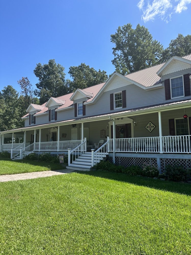 GREY GABLES BED & BREAKFAST Updated September 2024 79 Photos 5809