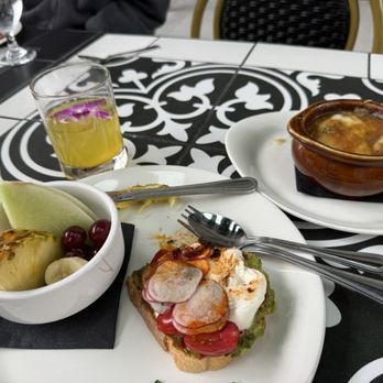 La Provence - Cedar Hills Crossing - Avocado Burrata toast with fruit (yum), French onion soup and mimosa!!  Split the main with a friend! - Breakfast & Brunch Near Me - Beaverton, Oregon