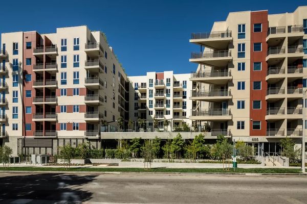 Berkshire K2LA Apartments by null