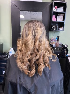 Blowouts, Silk press and cuts. - These are a few fotos of my work.
Book your appointments here for your color, cut, blowouts, silk presses, highlights and more. Blowouts, Silk press and cuts. - These are a few fotos of my work.
Book your appointments here for your color, cut, blowouts, silk presses, highlights and more.