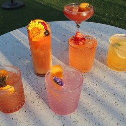 Simona's
