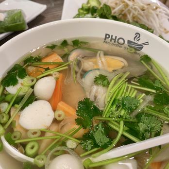 Pho Noodle Station - Pho Do Bien-Seafood - Vietnamese Near Me - Woodridge, Illinois