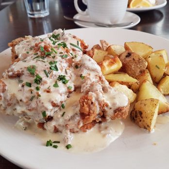 Edible Matters - Fried chicken with sausage gravy, from the brunch menu. - Cafes Near Me - Hammonds Plains, Nova Scotia Edible Matters - Fried chicken with sausage gravy, from the brunch menu. - Cafes Near Me - Hammonds Plains, Nova Scotia