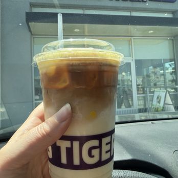 Smoking Tiger Coffee Lab - Sweet Corn Latte / 초당옥수수 라떼 - Coffee & Tea Near Me - Garden Grove, California Smoking Tiger Coffee Lab - Sweet Corn Latte / 초당옥수수 라떼 - Coffee & Tea Near Me - Garden Grove, California