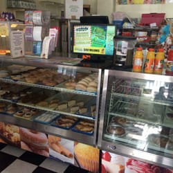 Panadería El Cañón - Many baked items.