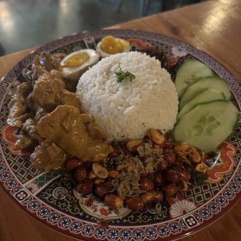 Kedai Makan - Nasi Lemak (Vo, VVo, GF) - Malaysian Near Me - Seattle, Washington Kedai Makan - Nasi Lemak (Vo, VVo, GF) - Malaysian Near Me - Seattle, Washington