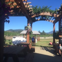 Deer Creek Vineyards - The patio