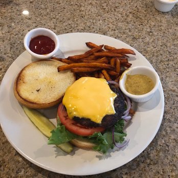 The Chesapeake Bay Grille - Cheese burger with sweet potatoes fries - Diners Near Me - Leesburg, Florida The Chesapeake Bay Grille - Cheese burger with sweet potatoes fries - Diners Near Me - Leesburg, Florida