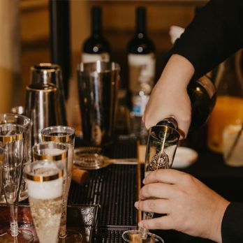 Toast, To You Events - Champagne toast - Bartenders Near Me Toast, To You Events - Champagne toast - Bartenders Near Me