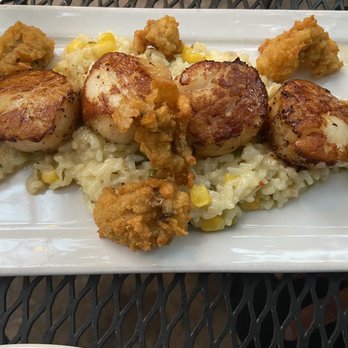 Eli's Table - Risotto with scallops and get fried oysters--oh my! - Southern Near Me - Charleston, South Carolina Eli's Table - Risotto with scallops and get fried oysters--oh my! - Southern Near Me - Charleston, South Carolina
