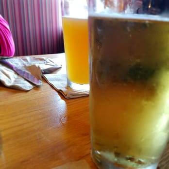 Applebee's Grill + Bar - Blue moon & bud light - American Near Me - Newark, New Jersey Applebee's Grill + Bar - Blue moon & bud light - American Near Me - Newark, New Jersey