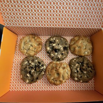 CoCo Playa - white chocolate Macademia nuts cookies,  cookie & cream cookies. - Coffee & Tea Near Me - San Diego, California