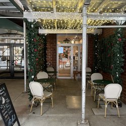 Cositas Cafe - Outdoor seating