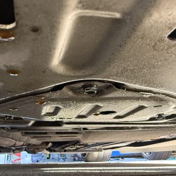 On The Go Mechanic - Dripping oil - Auto Repair Near Me On The Go Mechanic - Dripping oil - Auto Repair Near Me