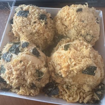 Horizon Bakery - Chicken fluff pastry - Bakeries Near Me - Cupertino, California Horizon Bakery - Chicken fluff pastry - Bakeries Near Me - Cupertino, California