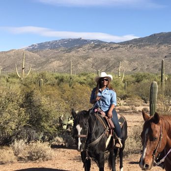 Houston's Horseback Riding - Horseback Riding Near Me - Tucson, Arizona