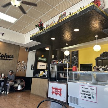 Dad Jokes Cheesyburger - Dining area - Burgers Near Me - Frisco, Texas Dad Jokes Cheesyburger - Dining area - Burgers Near Me - Frisco, Texas