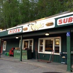Kringle's Pizza & Country Store
