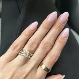 Dip manicure