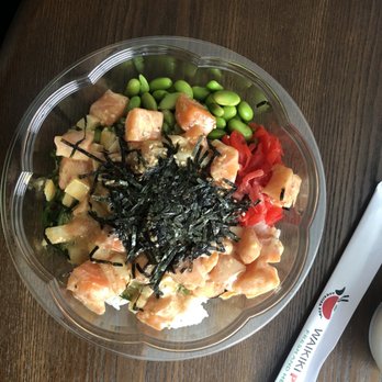 Waikiki Poke - Create Your Own 24 oz. Medium Bowl Salmon poke top view - Poke Near Me - Broomfield, Colorado