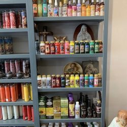 Botanica Victoria - Colognes, shampoo, sprays, and cleansing baths.