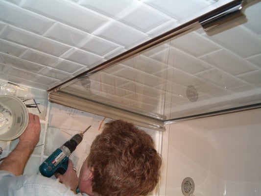 A&B Contracting Logo