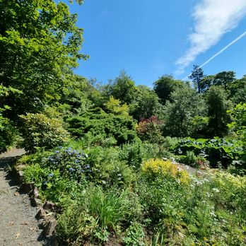 Dunvegan Castle - Landmarks & Historical Buildings Near Me - Dunvegan, HLD Dunvegan Castle - Landmarks & Historical Buildings Near Me - Dunvegan, HLD