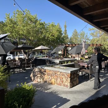 Oakside - Outdoor dining - Seafood Near Me - Big Bear Lake, California Oakside - Outdoor dining - Seafood Near Me - Big Bear Lake, California