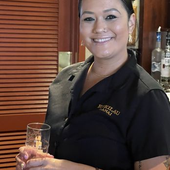 Hukilau Lanai - Our lovely bartender Shailia (?sp) - Seafood Near Me - Kapaa, Hawaii Hukilau Lanai - Our lovely bartender Shailia (?sp) - Seafood Near Me - Kapaa, Hawaii