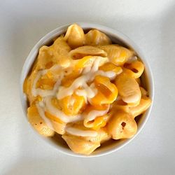 Third Eye Brewing Company - Hamilton - Mac n' Cheese
Made with House Beer Cheese (VT)
