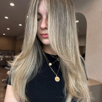 Melted by Kim - Full Balayage and Haircut - Hair Stylists Near Me - Encino, California Melted by Kim - Full Balayage and Haircut - Hair Stylists Near Me - Encino, California