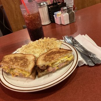 Bob’s Big Boy - Breakfast Sandwich - American Near Me - Burbank, California Bob’s Big Boy - Breakfast Sandwich - American Near Me - Burbank, California