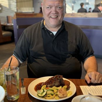 River House - Steak - New American Near Me - Louisville, Kentucky River House - Steak - New American Near Me - Louisville, Kentucky
