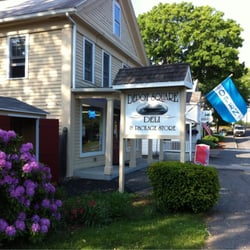 Depot Square Deli &Package Store