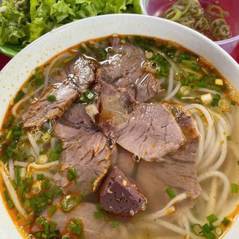 Midtown Pho - Wine Bars Near Me - Raleigh, North Carolina Midtown Pho - Wine Bars Near Me - Raleigh, North Carolina