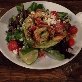 El Barrio - Spicy chicken tostada with lime chile sauce - Mexican Near Me - Birmingham, Alabama El Barrio - Spicy chicken tostada with lime chile sauce - Mexican Near Me - Birmingham, Alabama