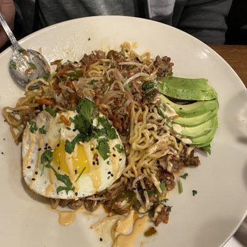 Duluth Grill - Drunken noodles - Breakfast & Brunch Near Me - Duluth, Minnesota
