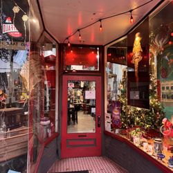 Red Buffalo Brewing - Front door