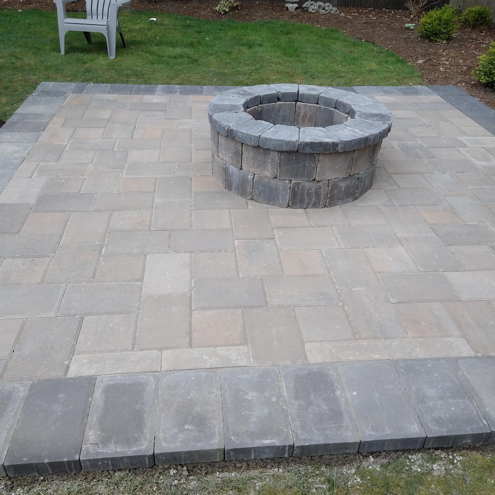 Seattle Eastside Pavers - Completed backyard 12'x12' paver slab and 40" fire pit - Masonry/Concrete Near Me