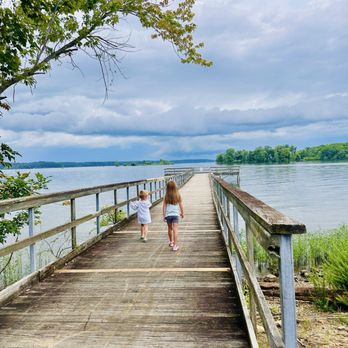 Piney Campground - Fishing dock - Campgrounds Near Me - Dover, Tennessee